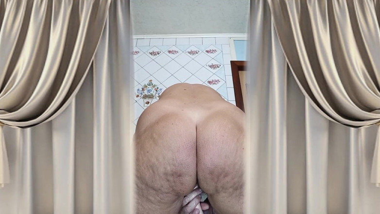 Lukerya: Lukerya, Femme Au Foyer Sexy, Flirte Passionnément En Ligne Dans...