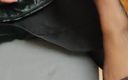 Coryna nylon: Vớ đen và ủng đen