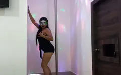 The Plebeian Is a Dirty and Bold Exotic Model! Stepmother Dances Sexy on My 18th Birthday