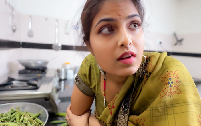 Sexy Komal: Komal muzlar çok beğeniliyor