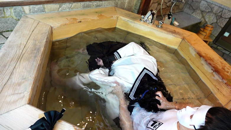 ushirosugatanomiki: Dripping Uniform, Restrained in a Bathtub, off-campus Lesson