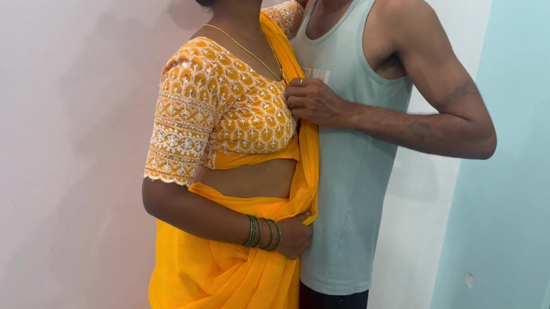 Mary V: Coppia mallu in una scopata romantica calda a Saree, coppia...