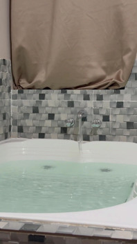 Seks w jacuzzi - część 1