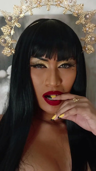 Stăpâna Katrina Buenas