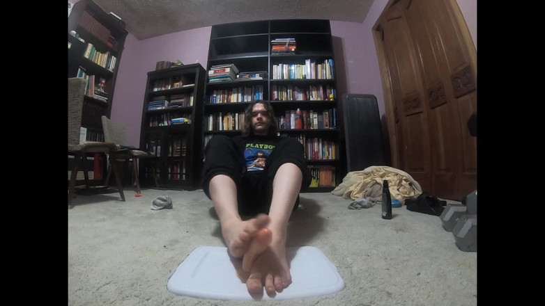 Mr Dimples: 微胖男孩给他的假阳具足交