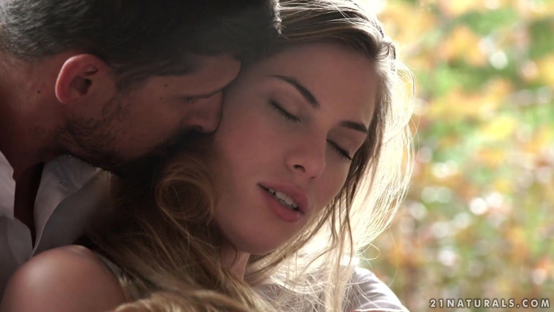 21 Naturals: 21 NATURALS - il glorioso sogno anale erotico di milena devi...