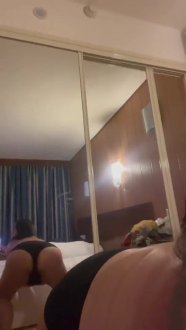Indian fuck queen: Posing Feeing Sexy