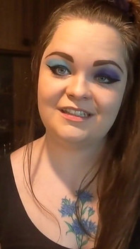 Kontol perawan kecil yang menyedihkan: kejam pacar joi menggoda