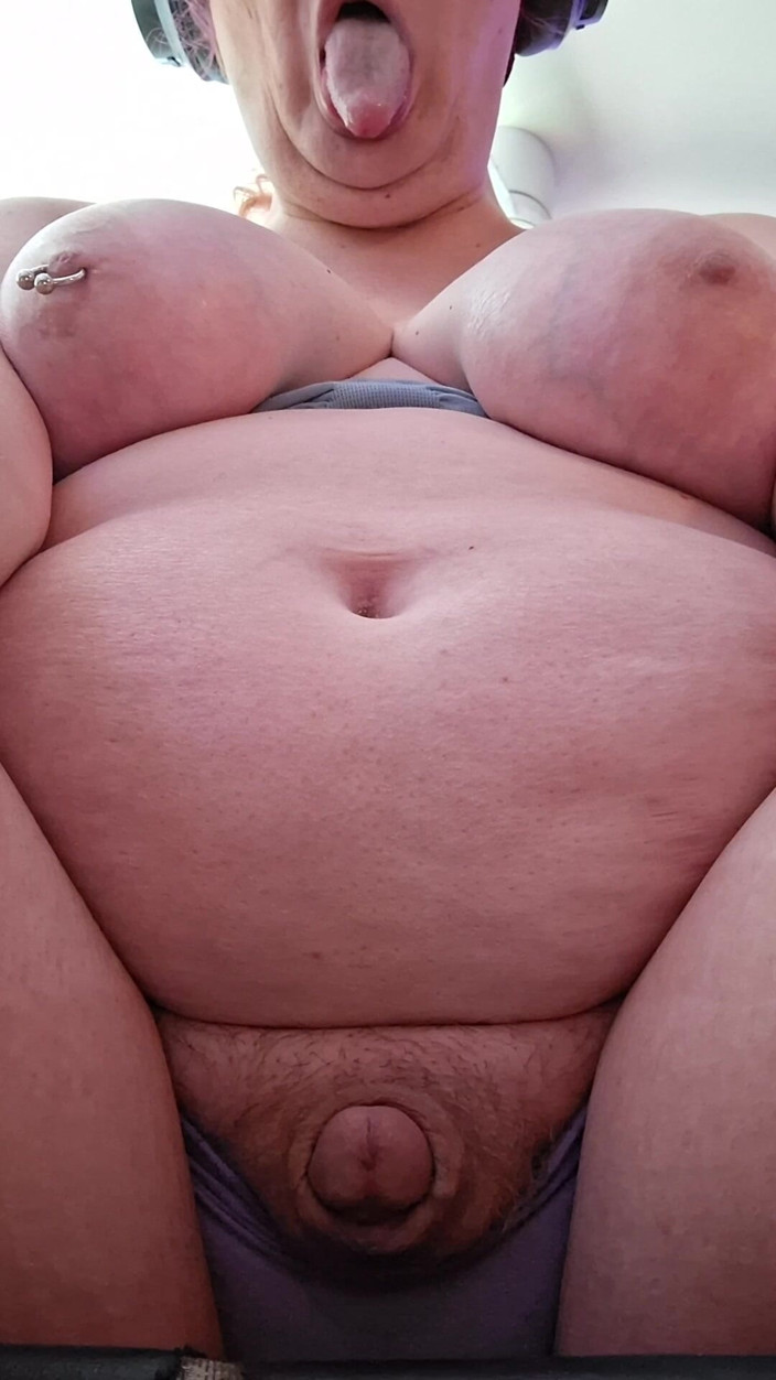 Princess Udders: 7 menit close up , cewek dengan celana dalam ungu lagi...