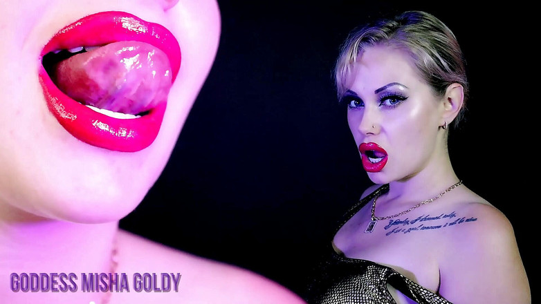 Goddess Misha Goldy: 2对诱人的嘴唇 - 双重吸引力！