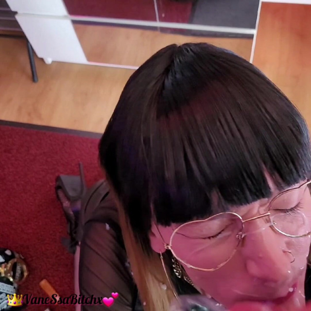Vanessabitchx the Cock Drainer (VaneSsaBiTCHx) Vanessabitchx the Cock Drainer (VaneSsaBiTCHx)