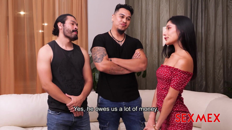 SexMex: Melunasi hutang ayah tirinya. Carolina Guerrero