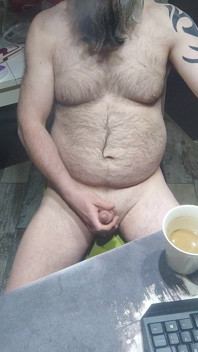 Bebiendo Polla a La Mañana Y Pajeando Mi Polla