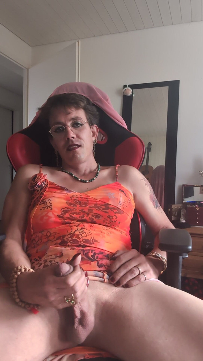 Andrea Camenisch: Andrea Cumshots #1