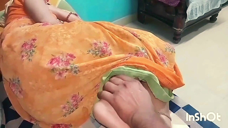 Village studio: Newly Married Couples Enjoy Midnight, Hindi Sex Video