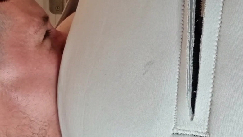 gaynaughtywelsh: Anon Gloryhole šukání zadku a krku