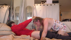 Erin Electra: Nevlastní dcera prosí nevlastního tátu, aby jí nechala sát jeho...