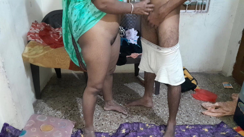 xxxking: Żona przyjaciela zadzwoniła do domu i z przyjemnością zerżnęła swoją...