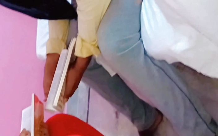 Indiangabruterajija: Insegnante di biologia sedotto dalla ragazza indiana del college e...