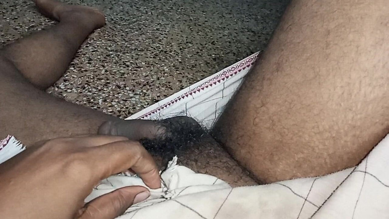 Sweet Indian cock: Индийский паренек-жена трахается в офисе, анал и целуются