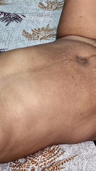 Jiju kam, nachdem sie nackt vor saali badete, sie wurde verrückt und wurde gefickt