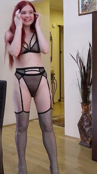 독일 스카우트 - 캐스팅 섹스하는 빨간 머리의 작은 십대 미스 올리비아
