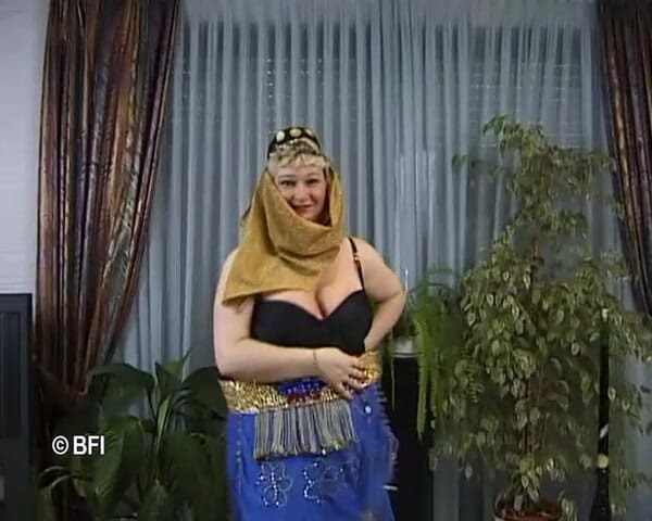 Mature Babes: Tough old blumpers