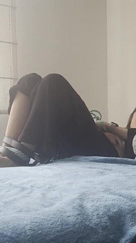 Brincando Com as Cordas Para Nos Dominar