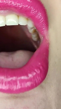 Stepmom Mesmerizes You with Juicy Kisses and Sexy Cleavage