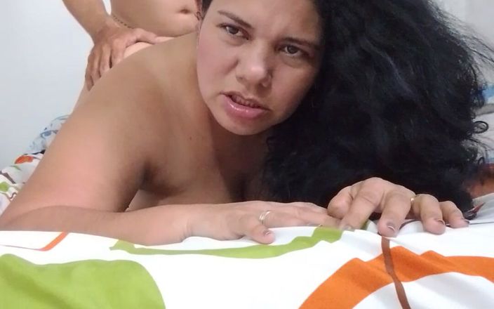 Valkyrieandluigy: Novia a cuatro follando garganta profunda