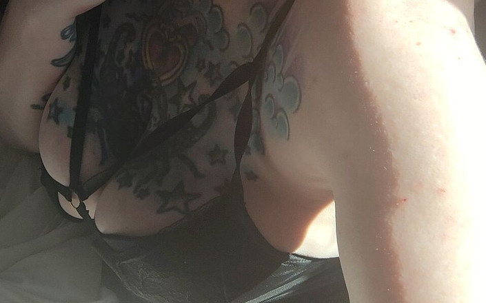 AmberRose69: Cantando divertido