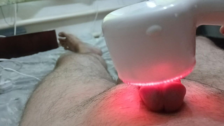 AlexCat: Penis oynamak istiyor!