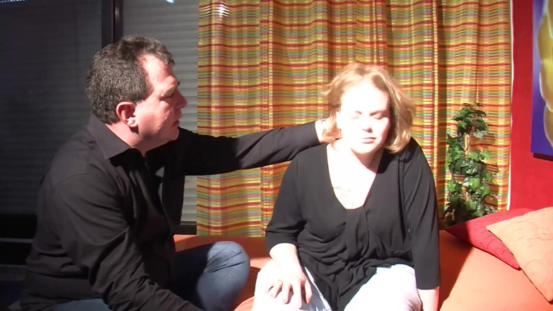 Mature Climax - 100% Mature Videos: Grande gordinha menina fodendo com força e recebe seus peitos...