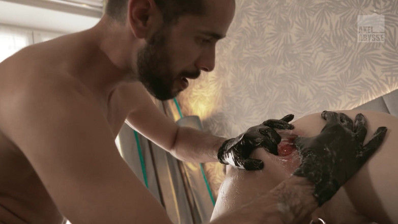 Axel Abysse: Erupcja Axelabysse część 1