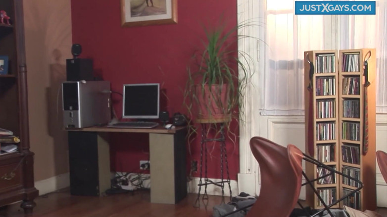 Just x gays: Ridden through the living room