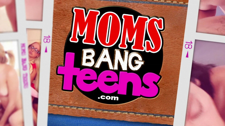 Moms Bang Teens: Moms Bang Teens - Brunetka Ariella Ferrera &amp; Angel Předvést punčochy Před...
