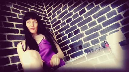 GinnaGg: Chic milf, chic footfetish, chic cum- GinnaGg