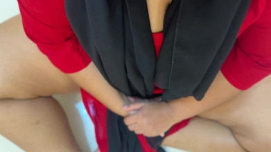 Aria Mia: ¡La mucama caliente del hotel follada por un huésped extraño...