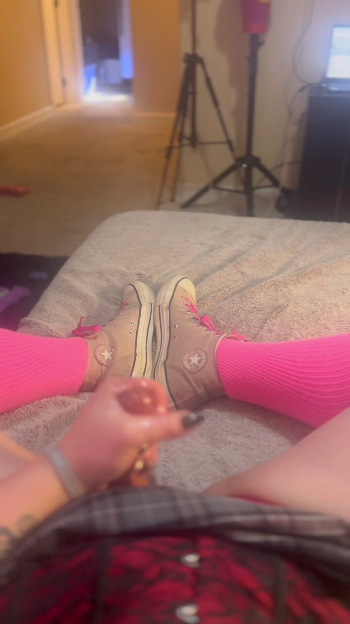 Blakelytgirl: Blakely morningstar pOV solo-masturbation