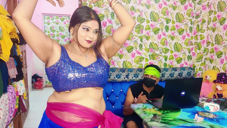 Horny Rose: Rose ha scopato il suo maestro di danza per l'aggiunta