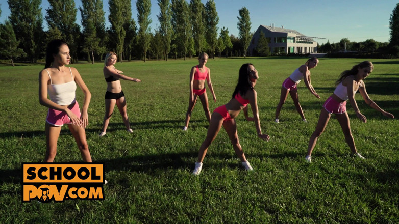 AcademyPOV: ItsPOV - тинка Nikky Fox - шлюха для спермы в ее рот