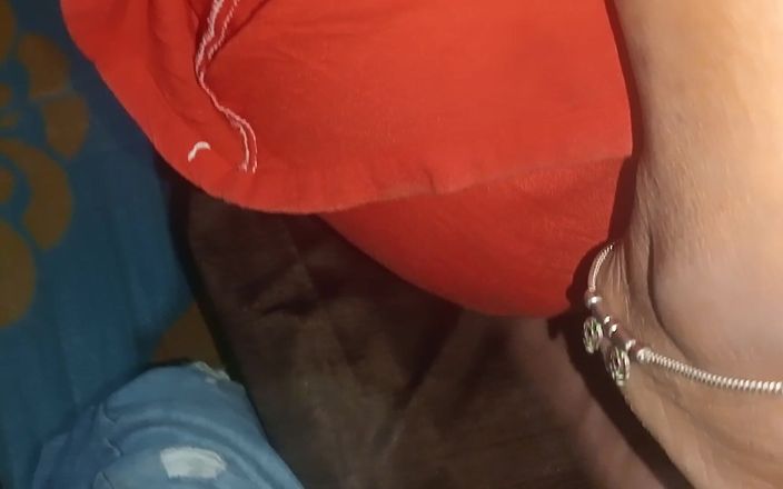 Pooja Sexy: Llamar a la amiga de la hermanastra a casa y...