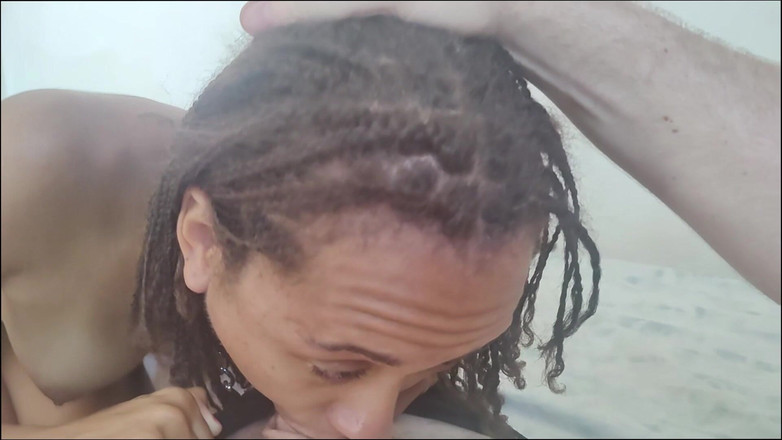 Lily Slav: Submisivní dělá deepthroat a dostává facky na obličej