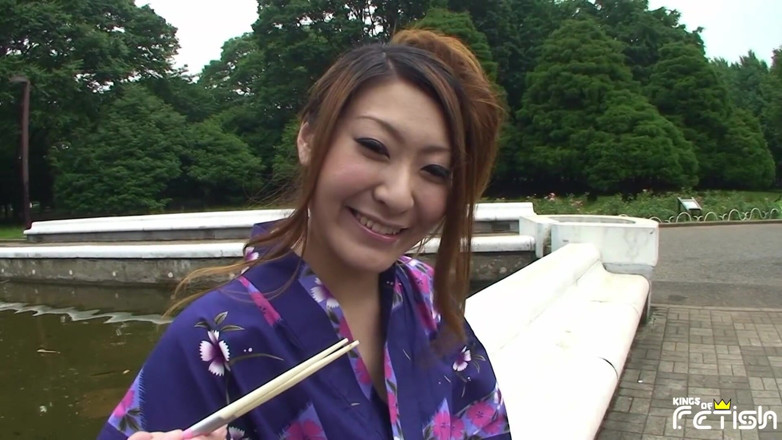 Pure Japanese adult video ( JAV): Ragazza giapponese succhia il grosso cazzo del suo fidanzato in...