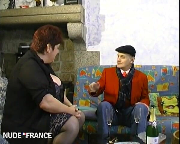 La France a Poil: Flora อายุ 18 โดนปู่เย็ดครั้งแรก