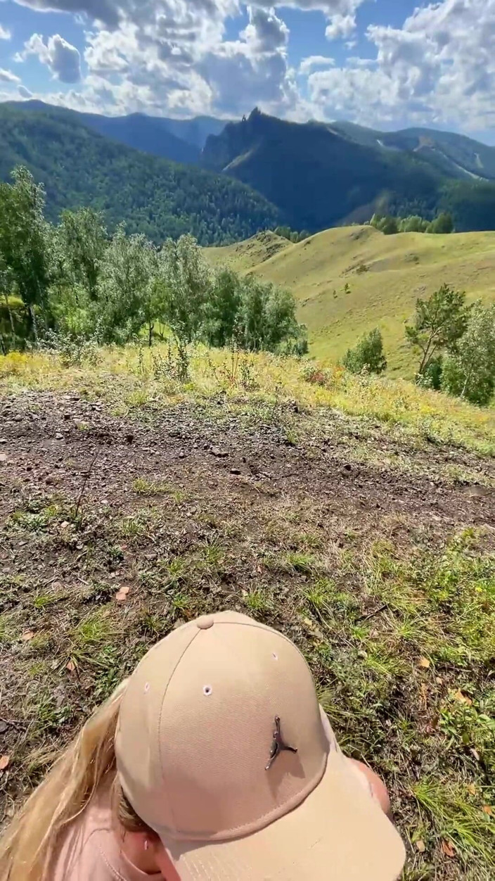 Booty_assx: Outdoor Fuck Fat Ass Girl While Hiking - Horny Diary Hiking