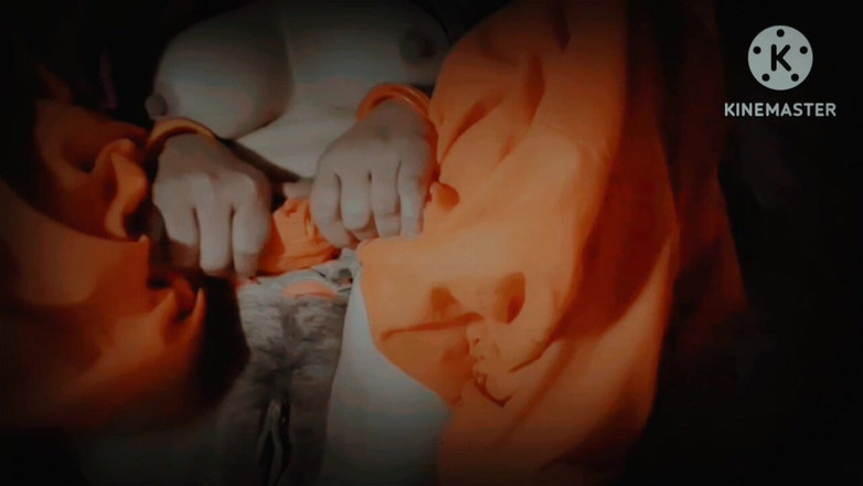 TricolorMusic3: Sunt atât de singuri Eu sunt masturbându-se singuri acasă la...