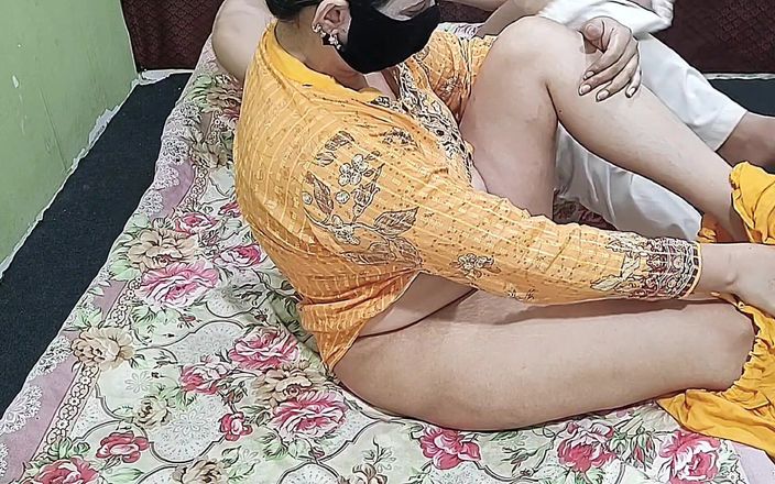 Gullnazkhan: Gadis India lagi asik dudukin kontol