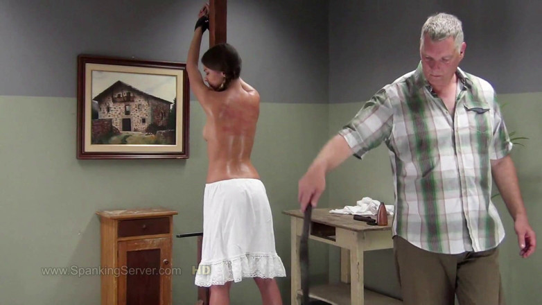Spanking Server: Tyron bị bôi dầu và quất lưng trần