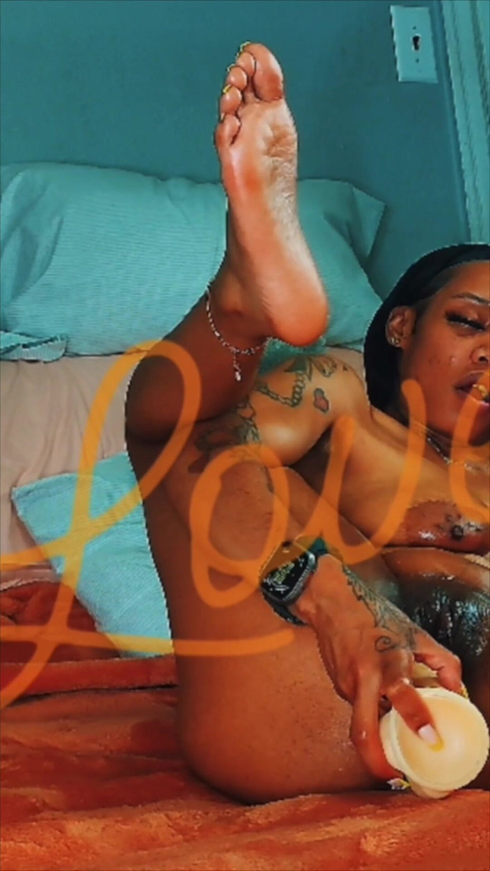 SexLoveRed: Ảnh hưởng đầy đủ với Rose Play